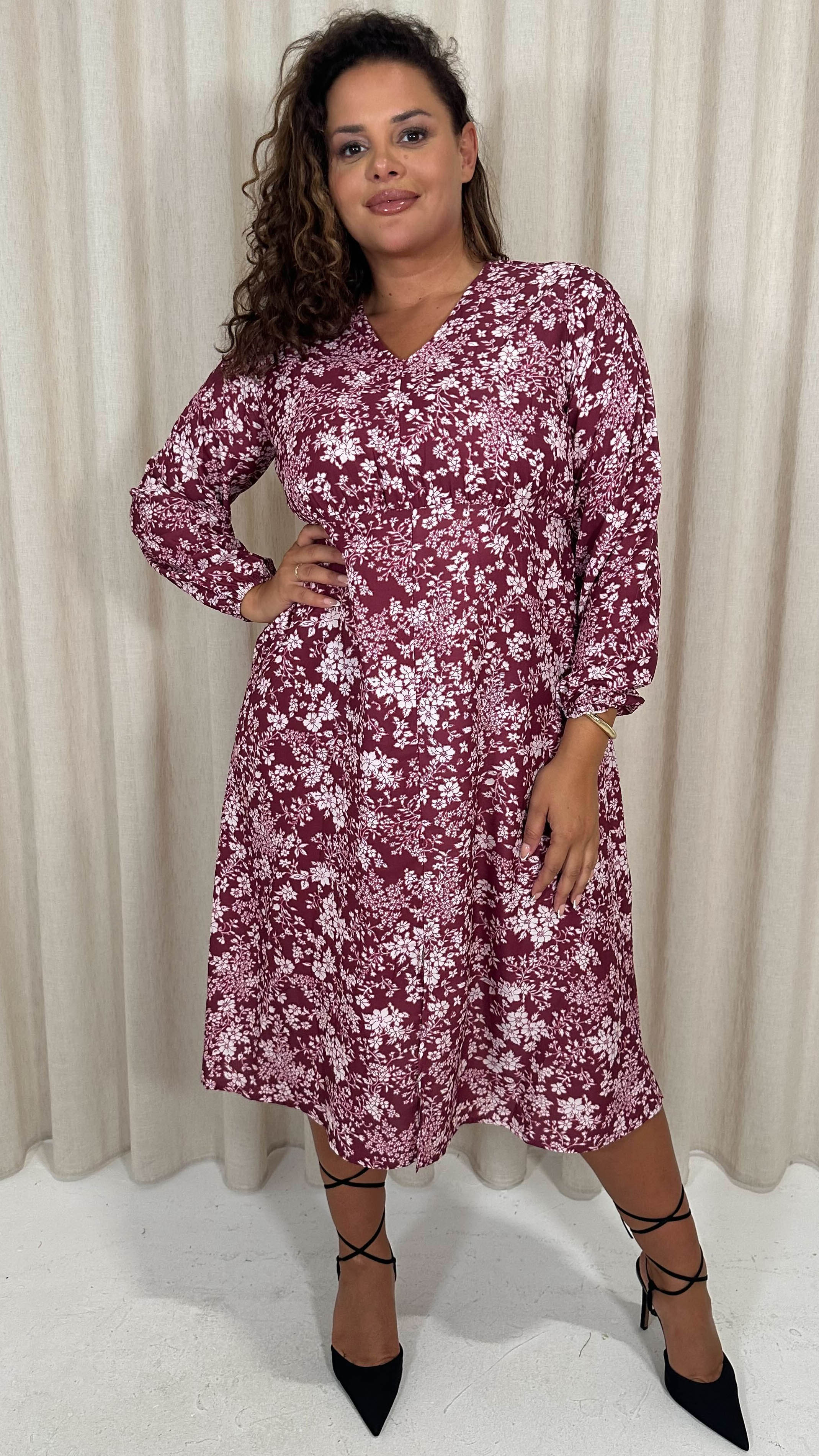 CurveWow V Neck Front Slit Midi Dress Wine Floral - Image 3
