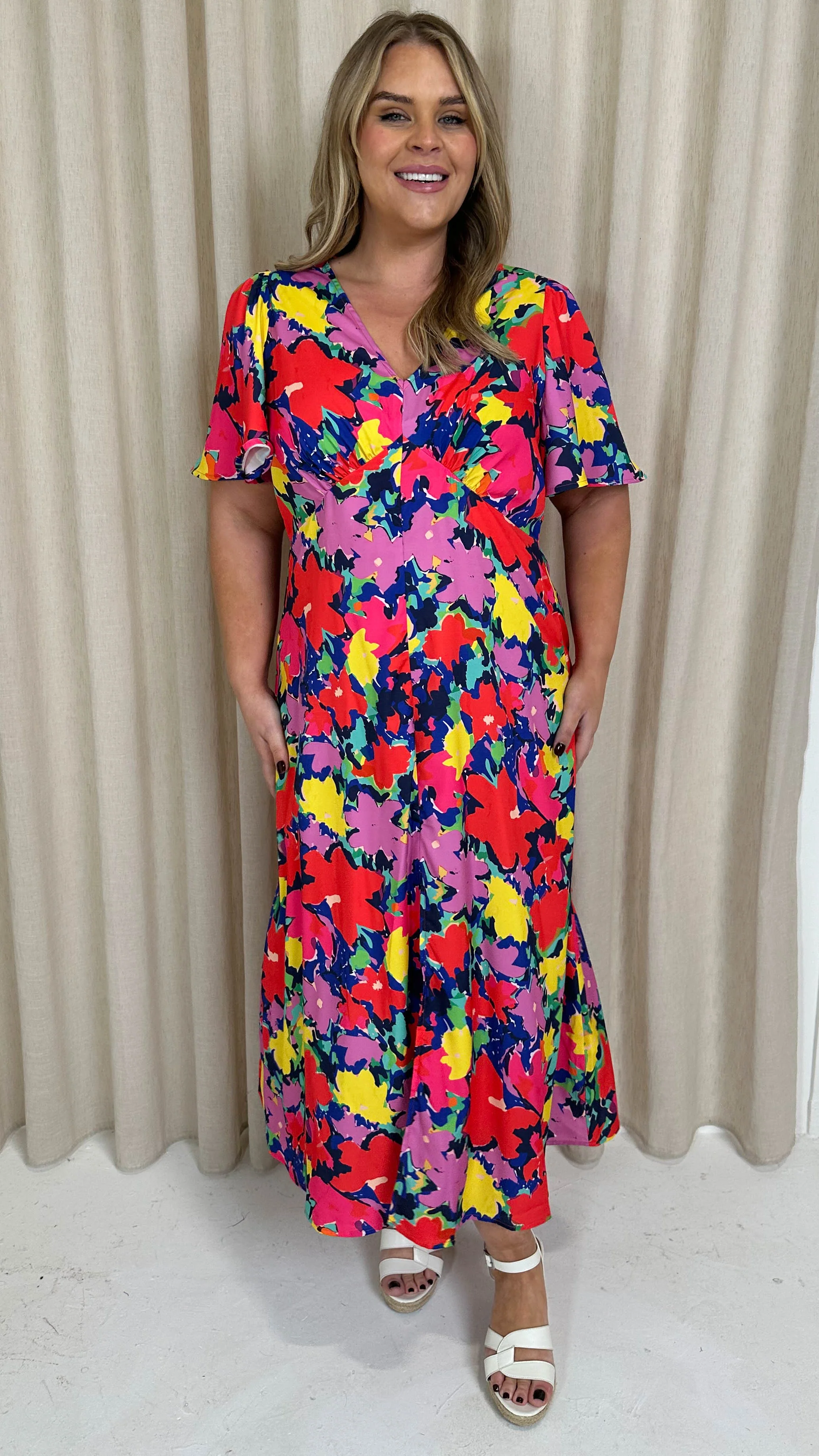 CurveWow V Neck Split Front Midaxi Dress Multi - Image 5