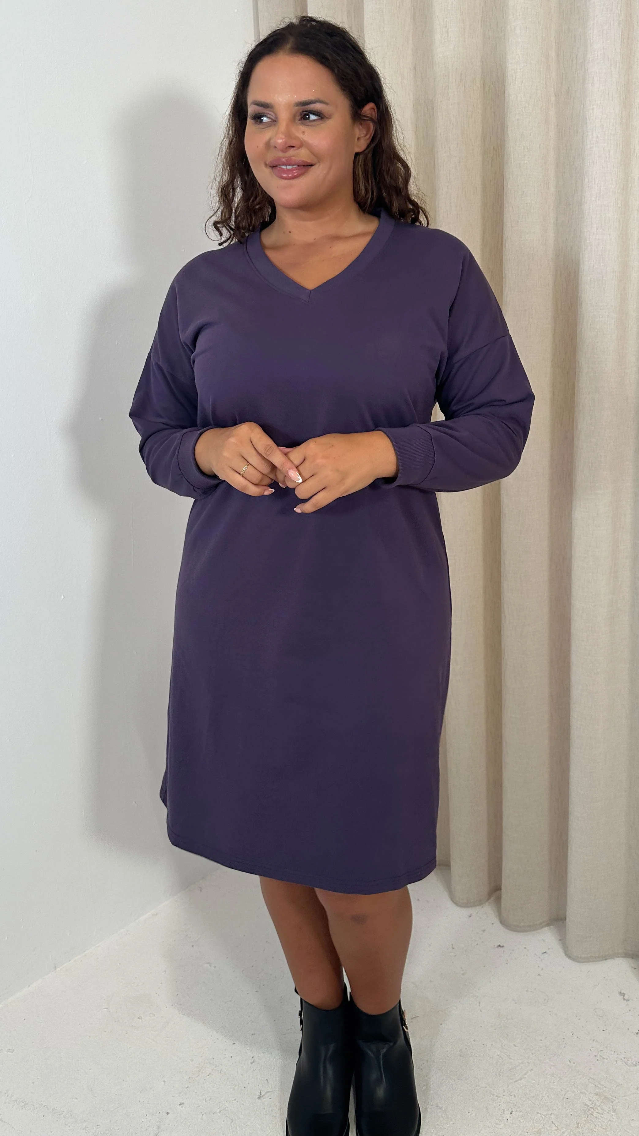 CurveWow V Neck Sweatshirt Dress Plum - Image 5