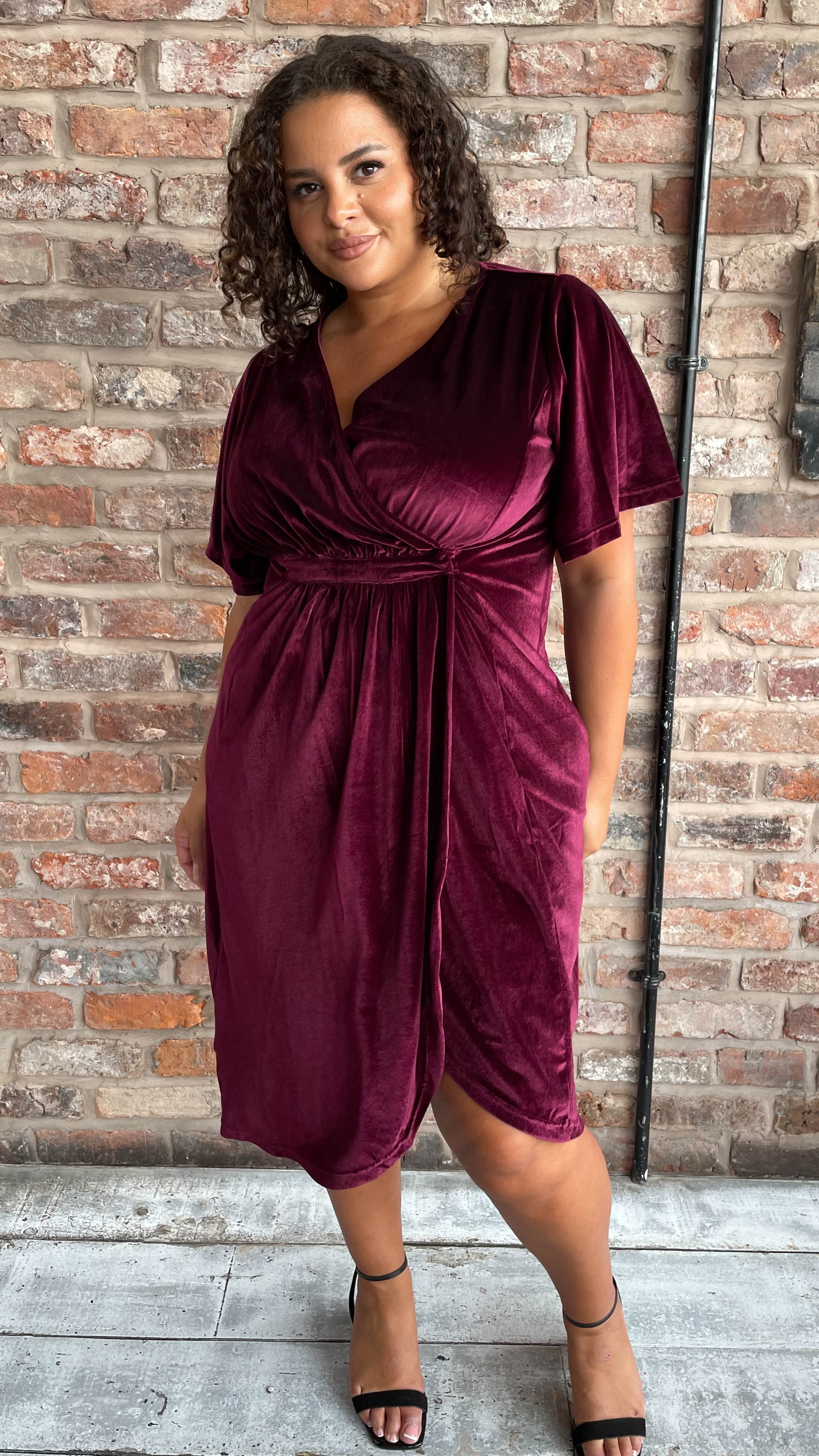 CurveWow Velour Angel Sleeve Wrap Dress Wine - Image 6