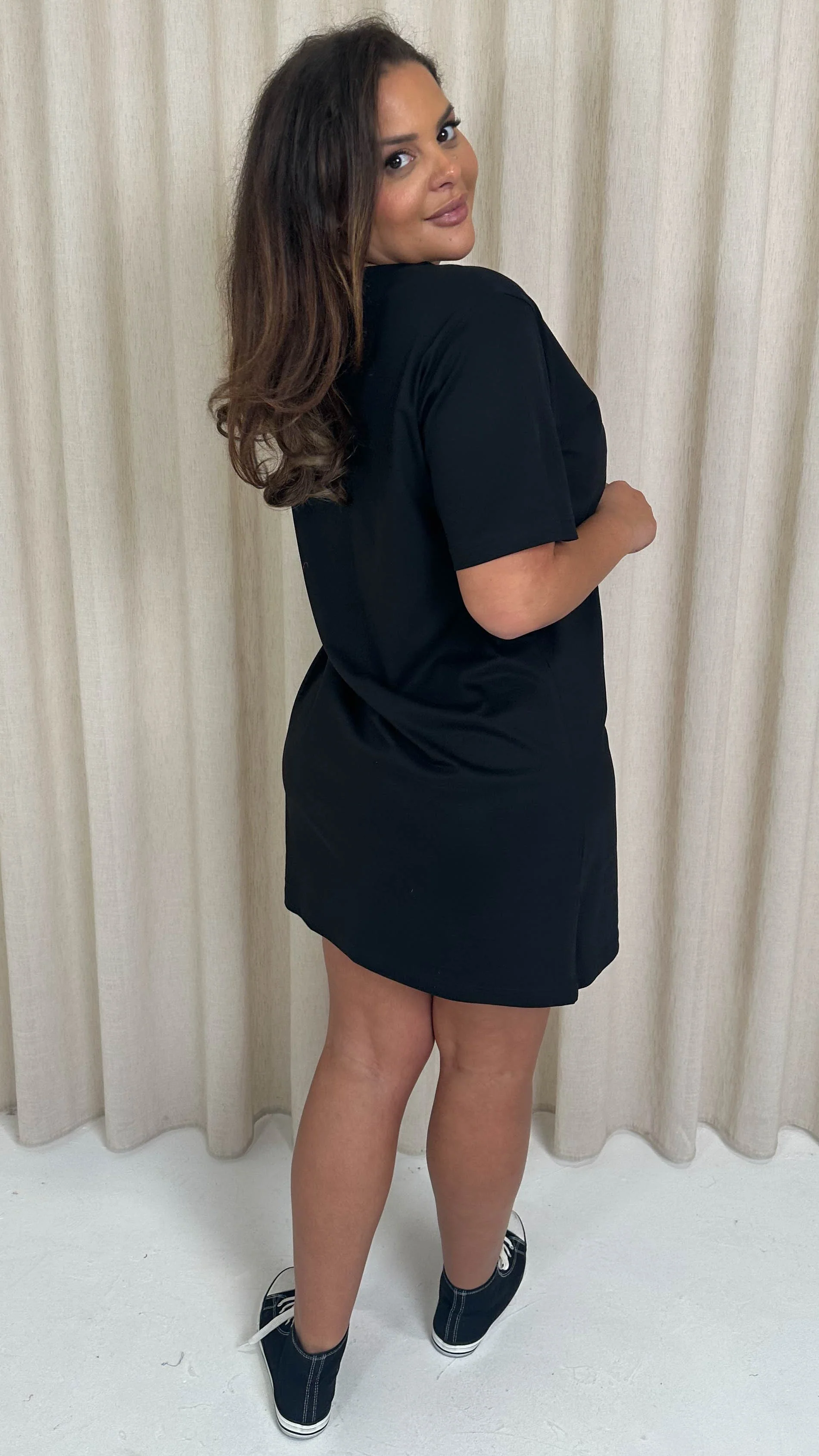 CurveWow V Neck Shirt Dress Black - Image 7