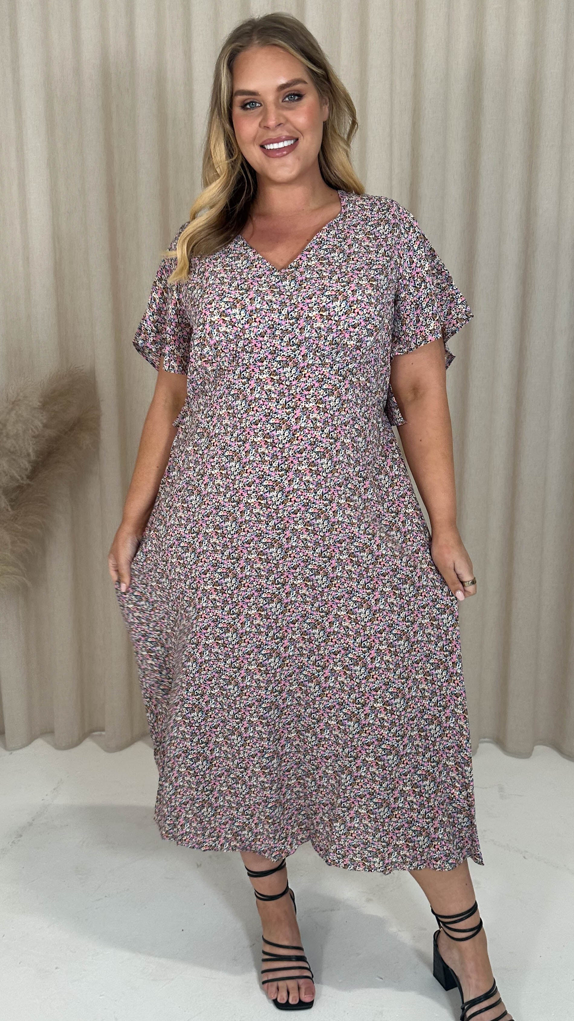 CurveWow Vneck Tie Back Midi Dress Pink Multi - Image 6