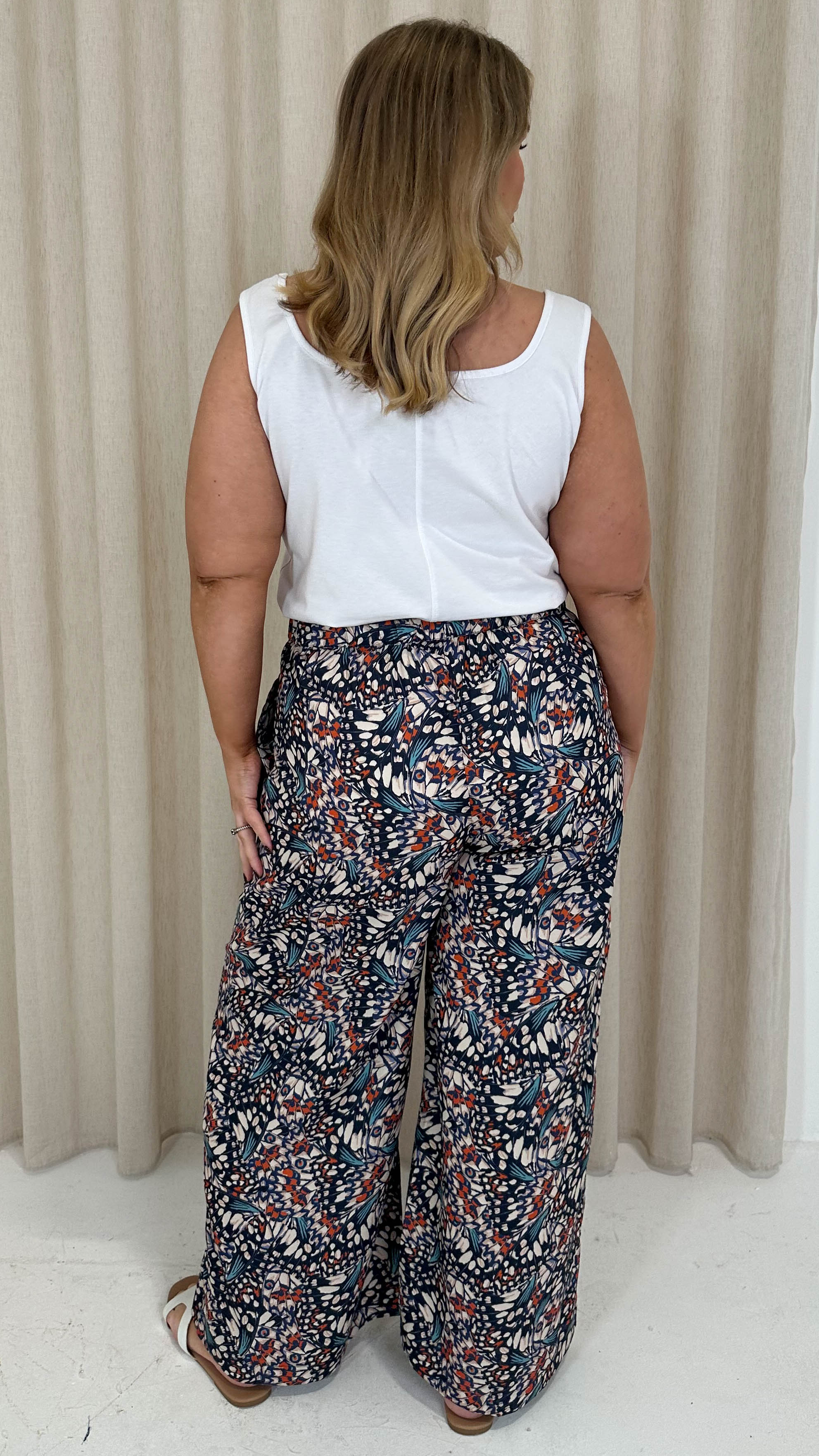CurveWow Wide Leg Trouser Navy Mix Print - Image 8