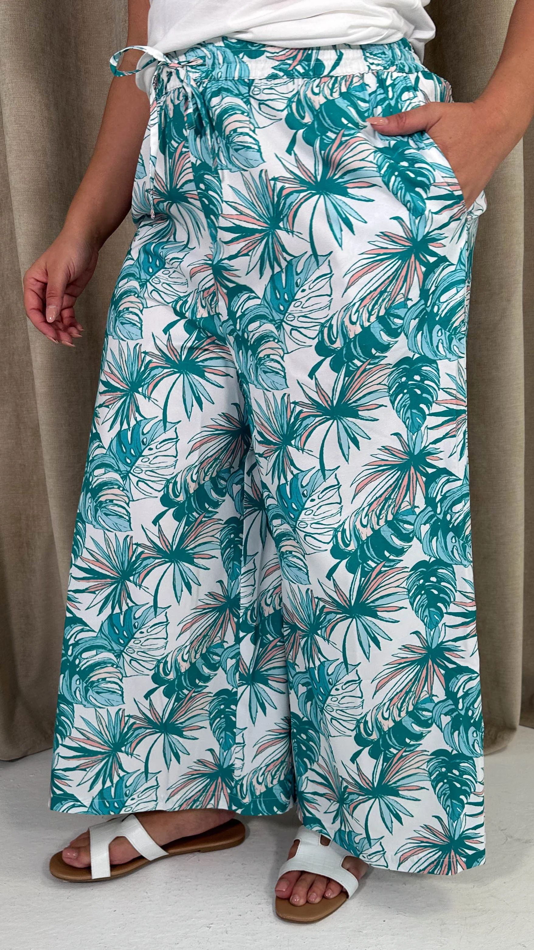 CurveWow Wide Leg Trousers Green & White Palm Leaves - Image 3