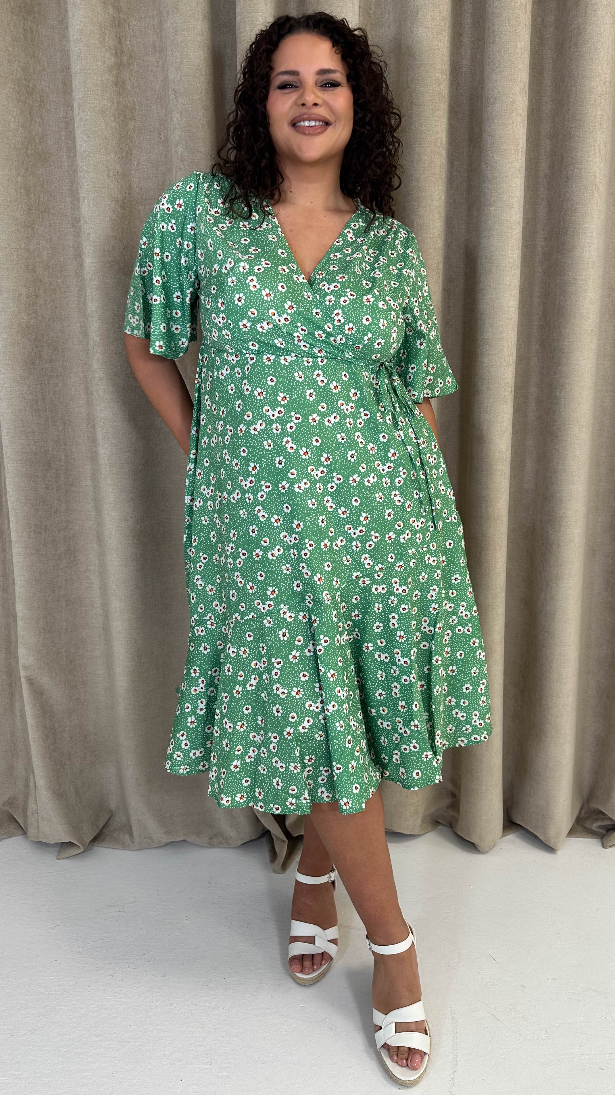 CurveWow Wrap Angel Sleeve Trapeze Midi Dress Green Ditsy - Image 3