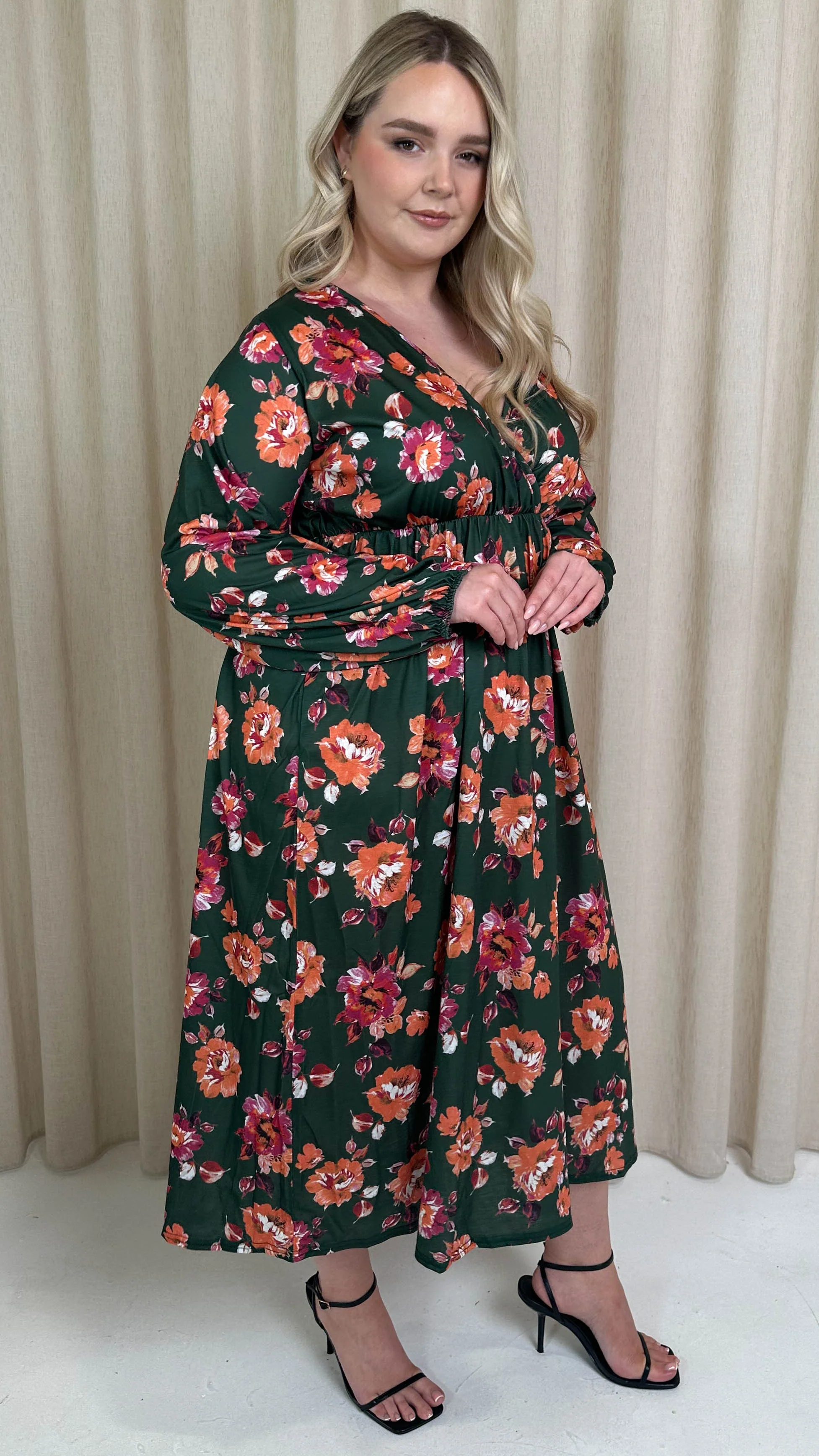 CurveWow Wrap Balloon Sleeve Midaxi Dress Green - Image 10