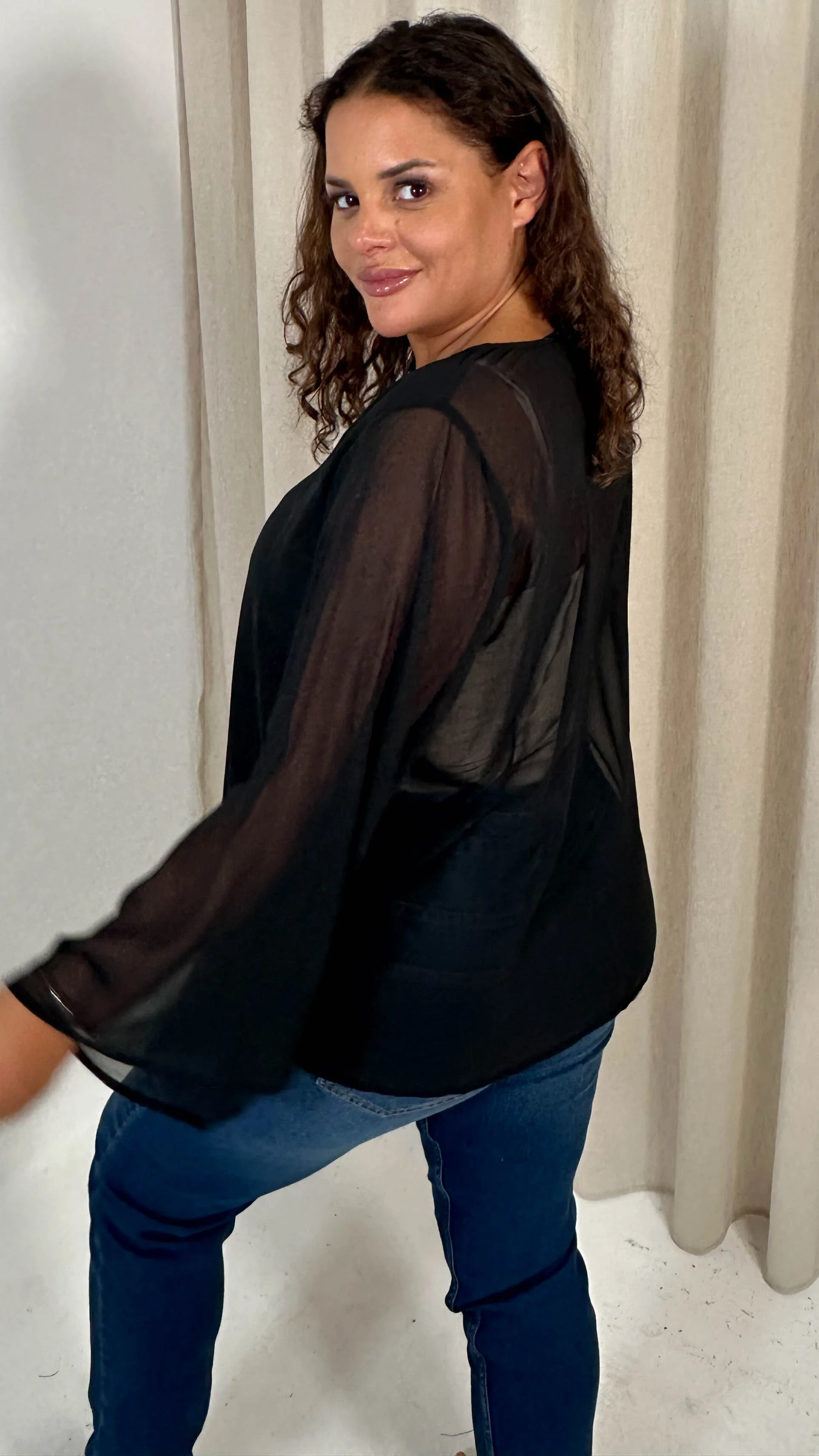 CurveWow V Neck Blouse Black - Image 6