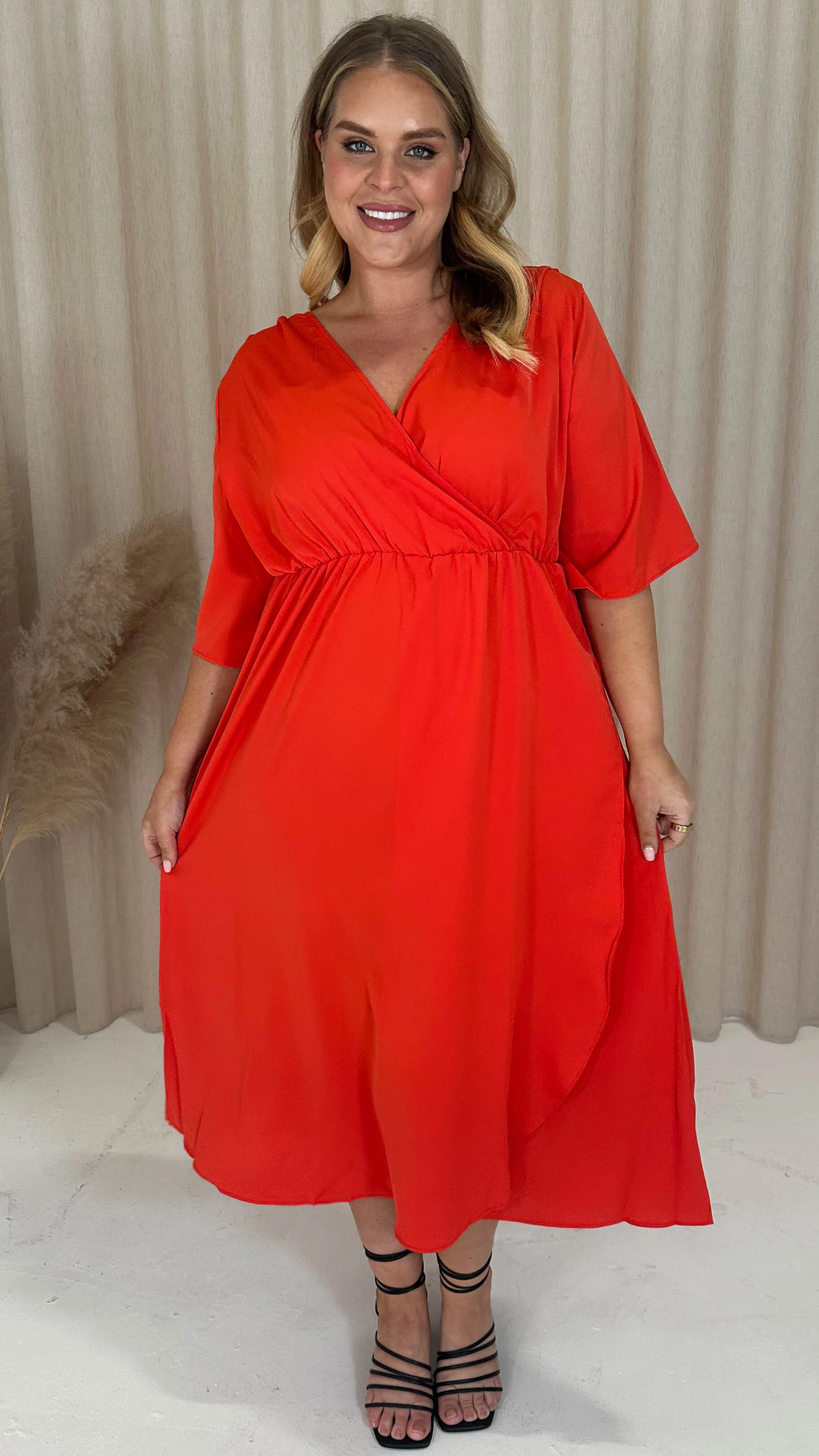 CurveWow Wrap Dress Plain Red - Image 2