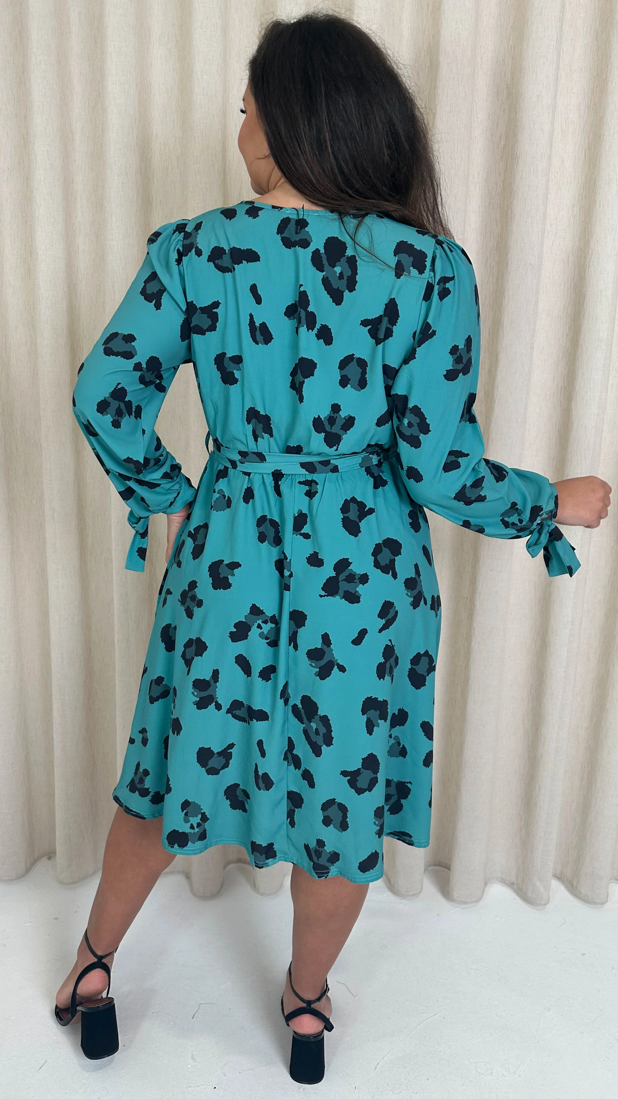 CurveWow Wrap Midi Dress Green Leopard - Image 8