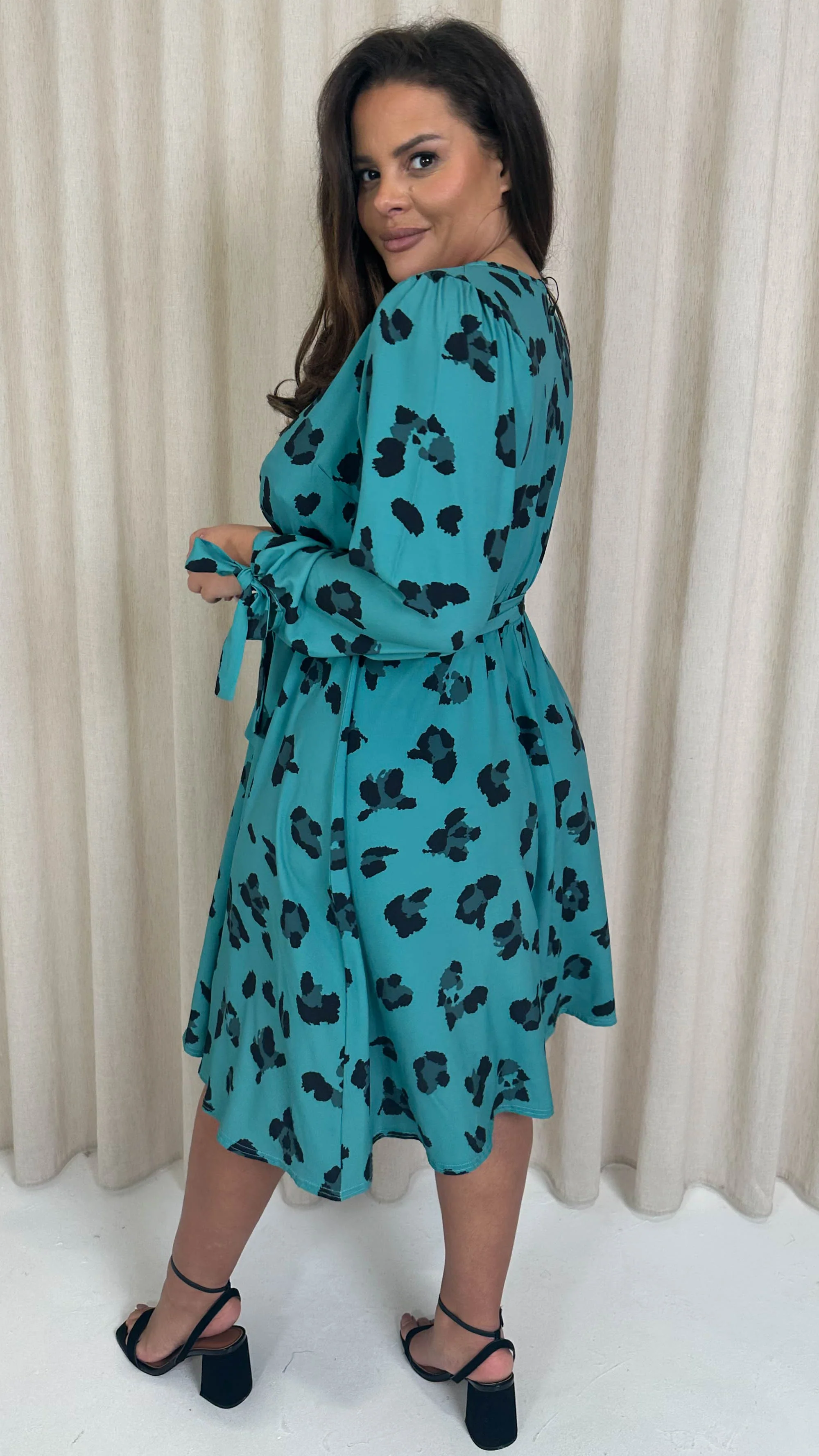 CurveWow Wrap Midi Dress Green Leopard - Image 9