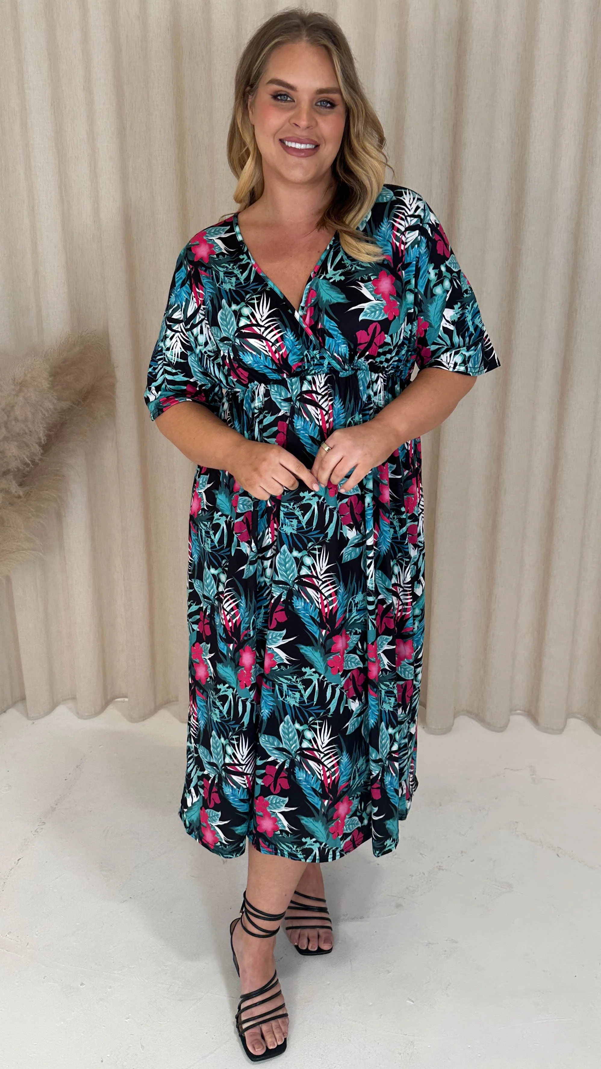 CurveWow Wrap Midi Dress Green Tropical - Image 3