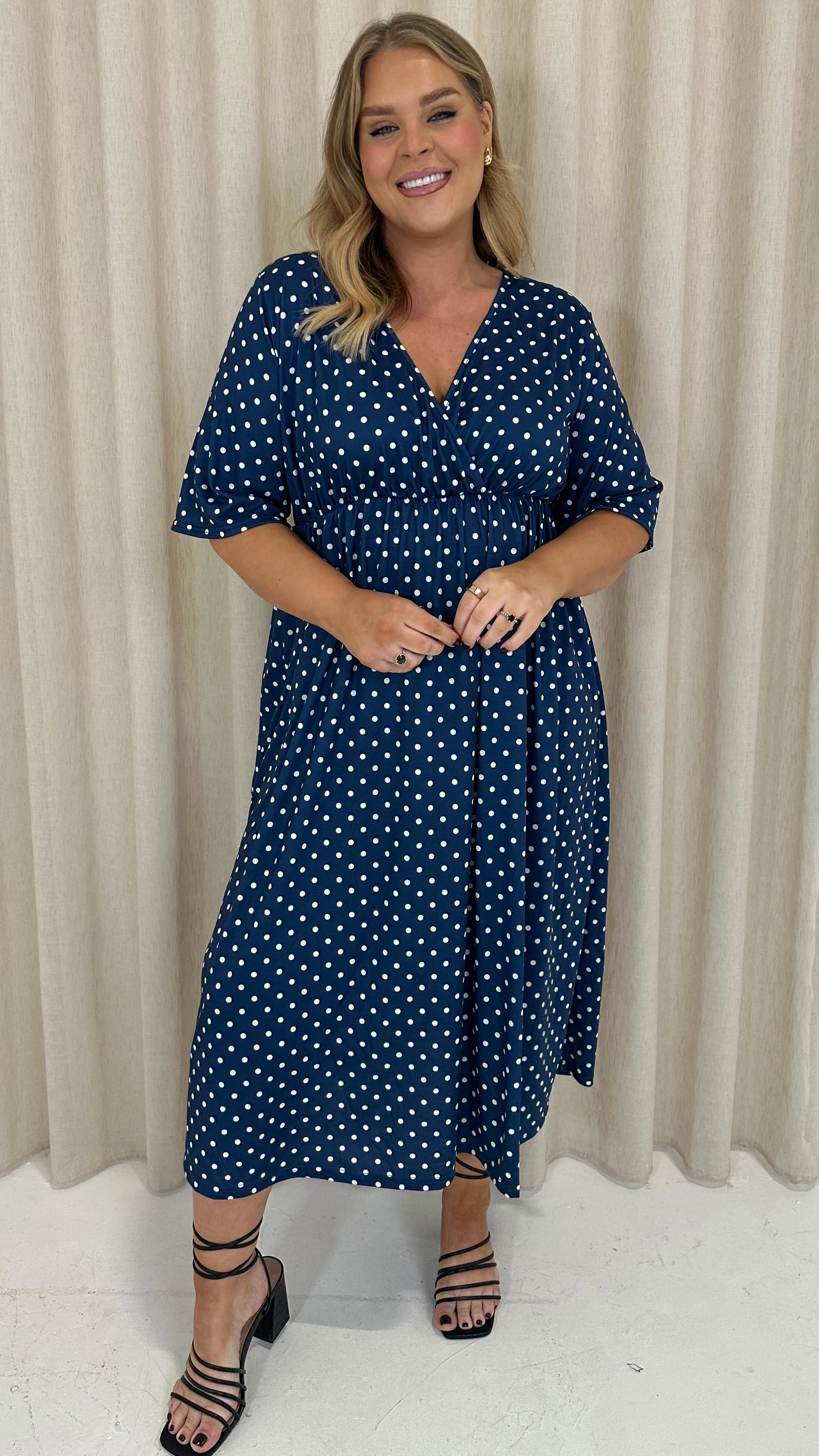 CurveWow Wrap Midi Dress Navy Spot - Image 3