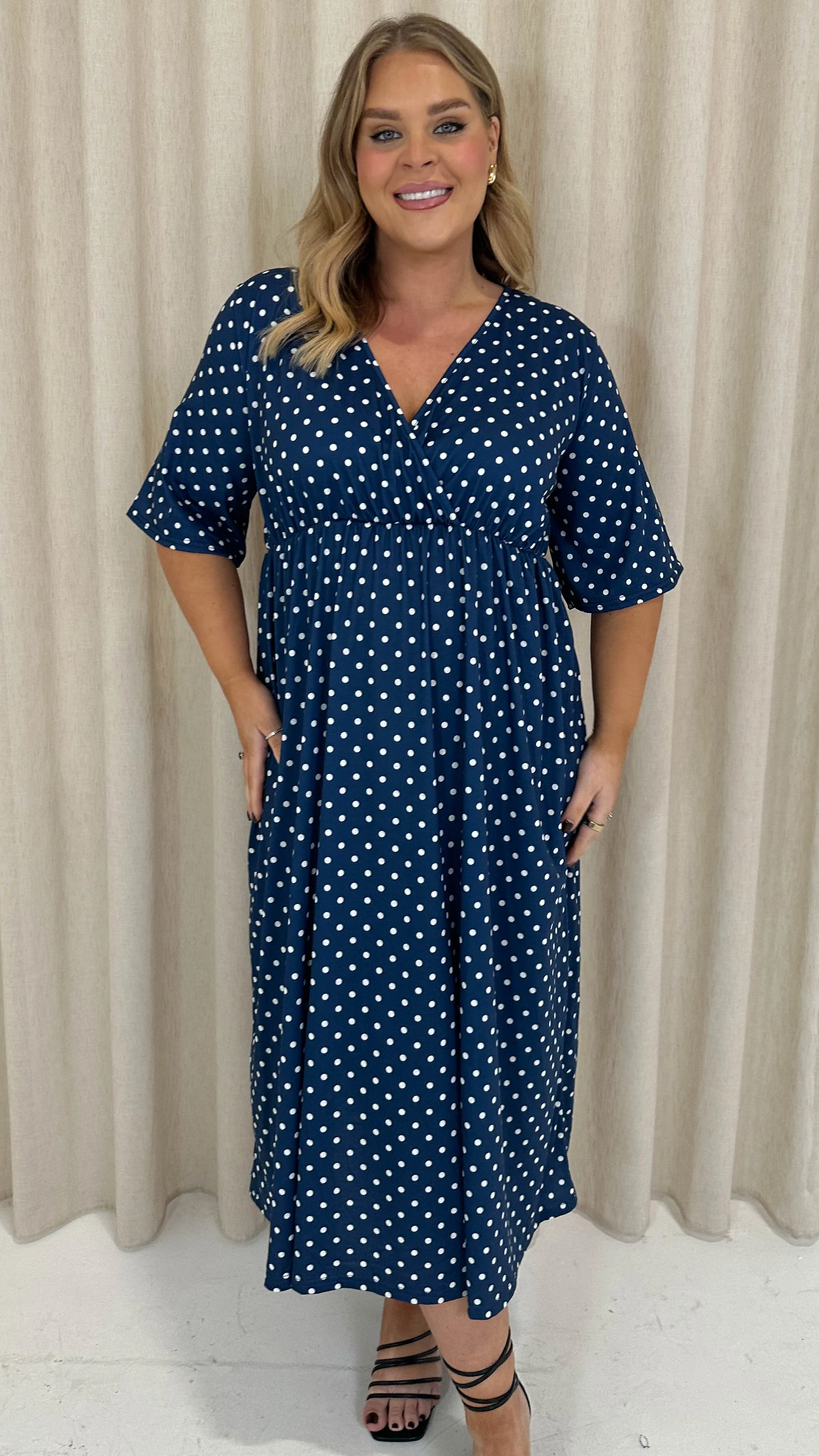 CurveWow Wrap Midi Dress Navy Spot - Image 4