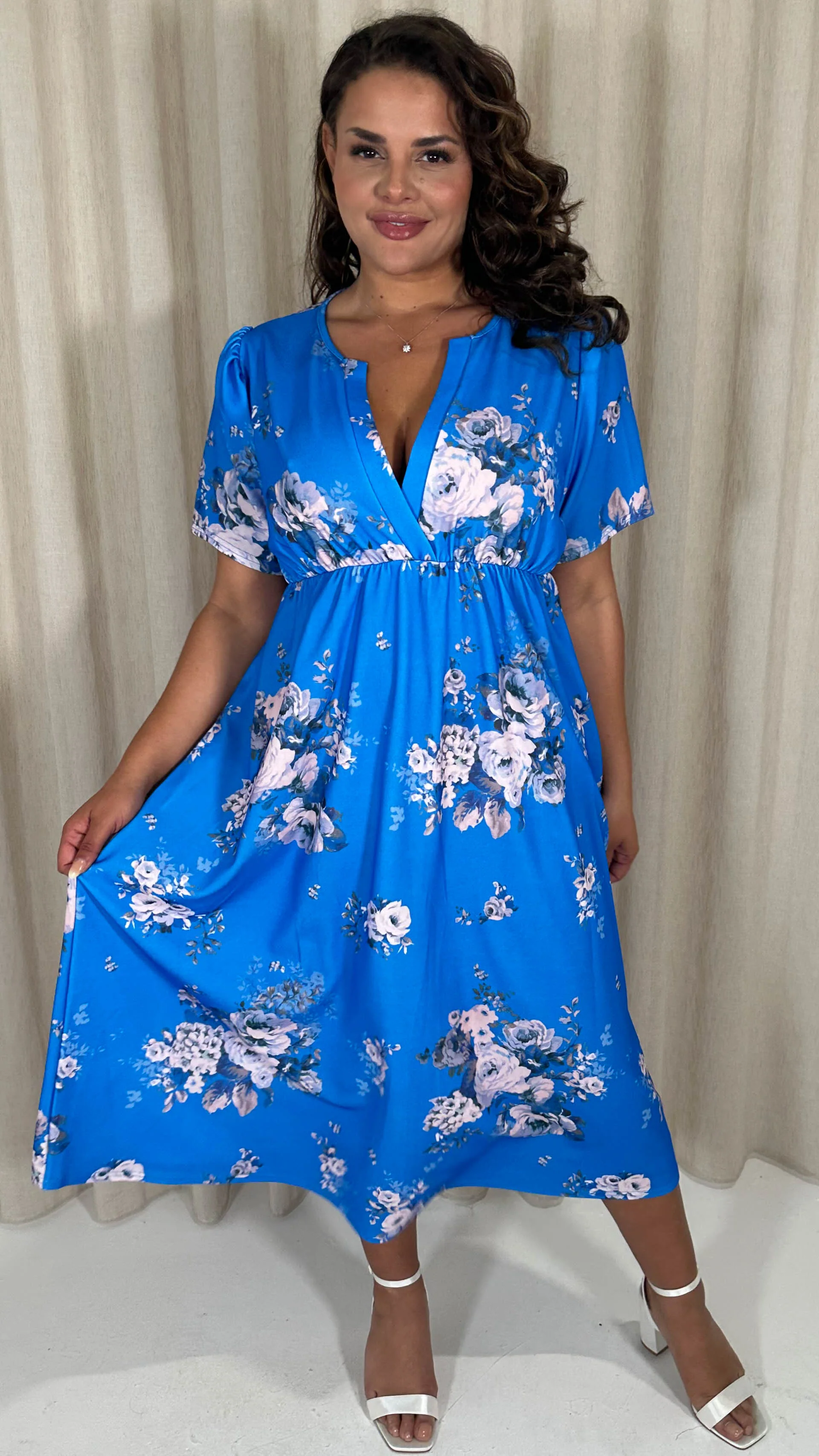 CurveWow Wrap Notch Neck Midi Dress Blue Floral - Image 3