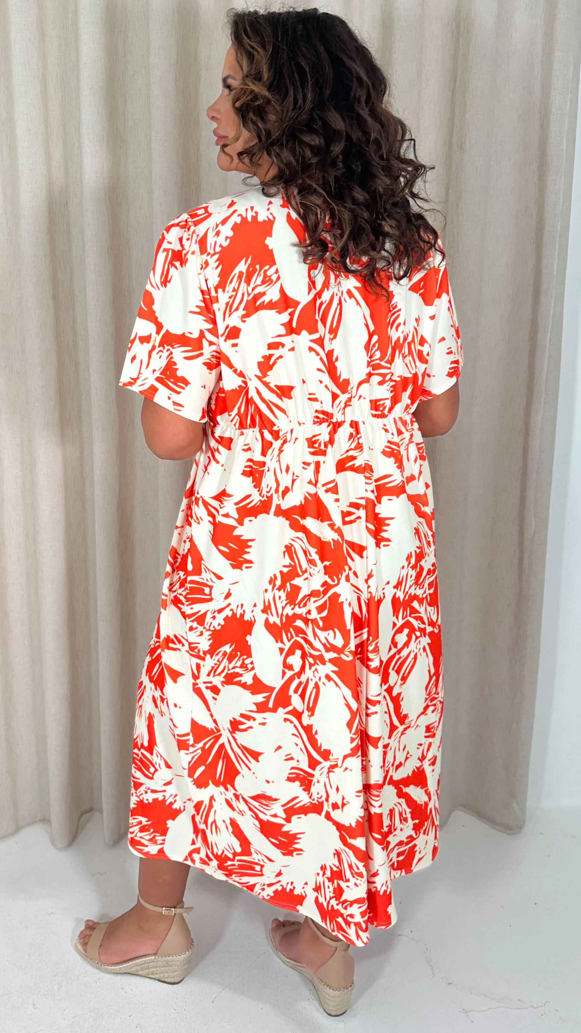 CurveWow Wrap Notch Neck Midi Dress Orange Floral - Image 9