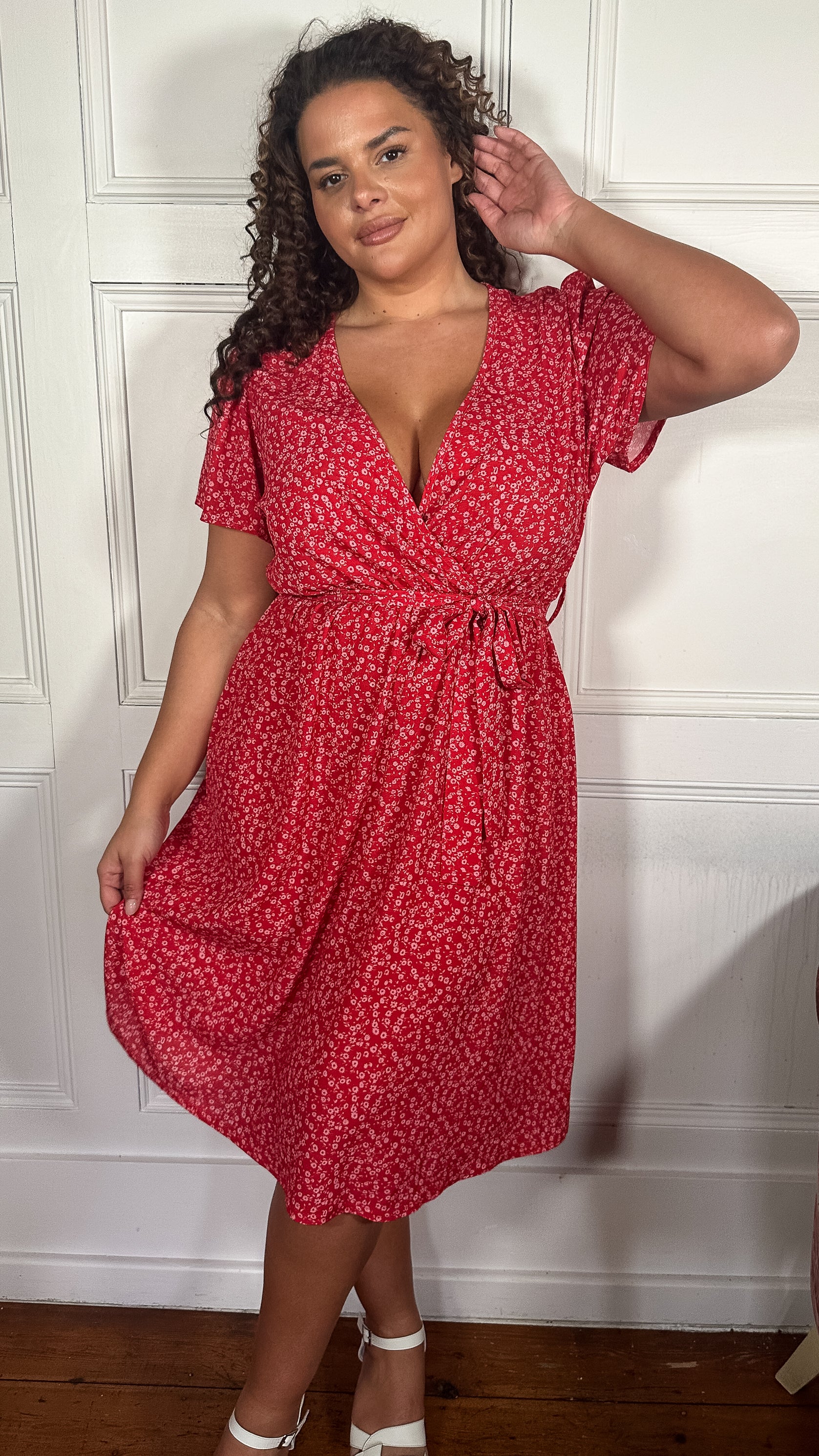 CurveWow Wrap Tea Dress Red Ditsy - Image 3