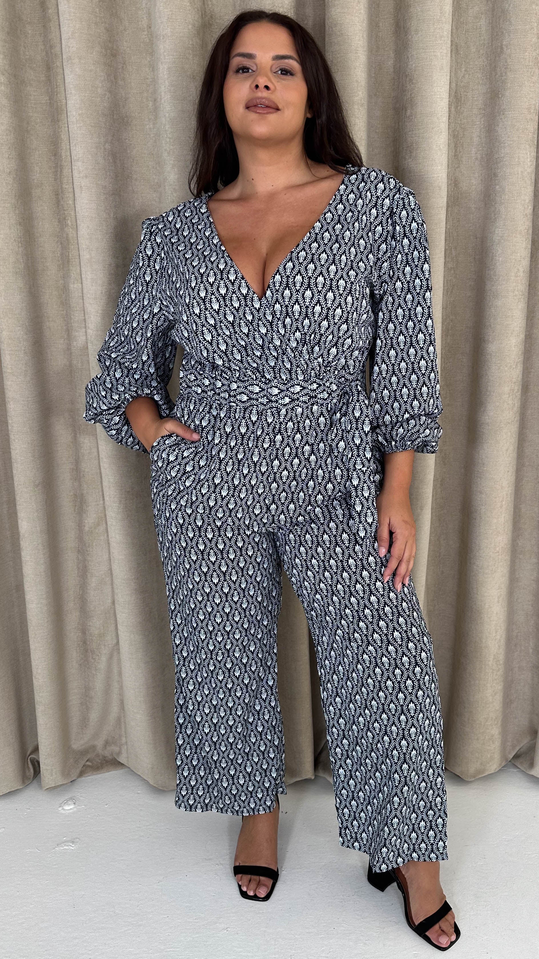 CurveWow Wrap Tie Side Jumpsuit Black Mono - Image 3