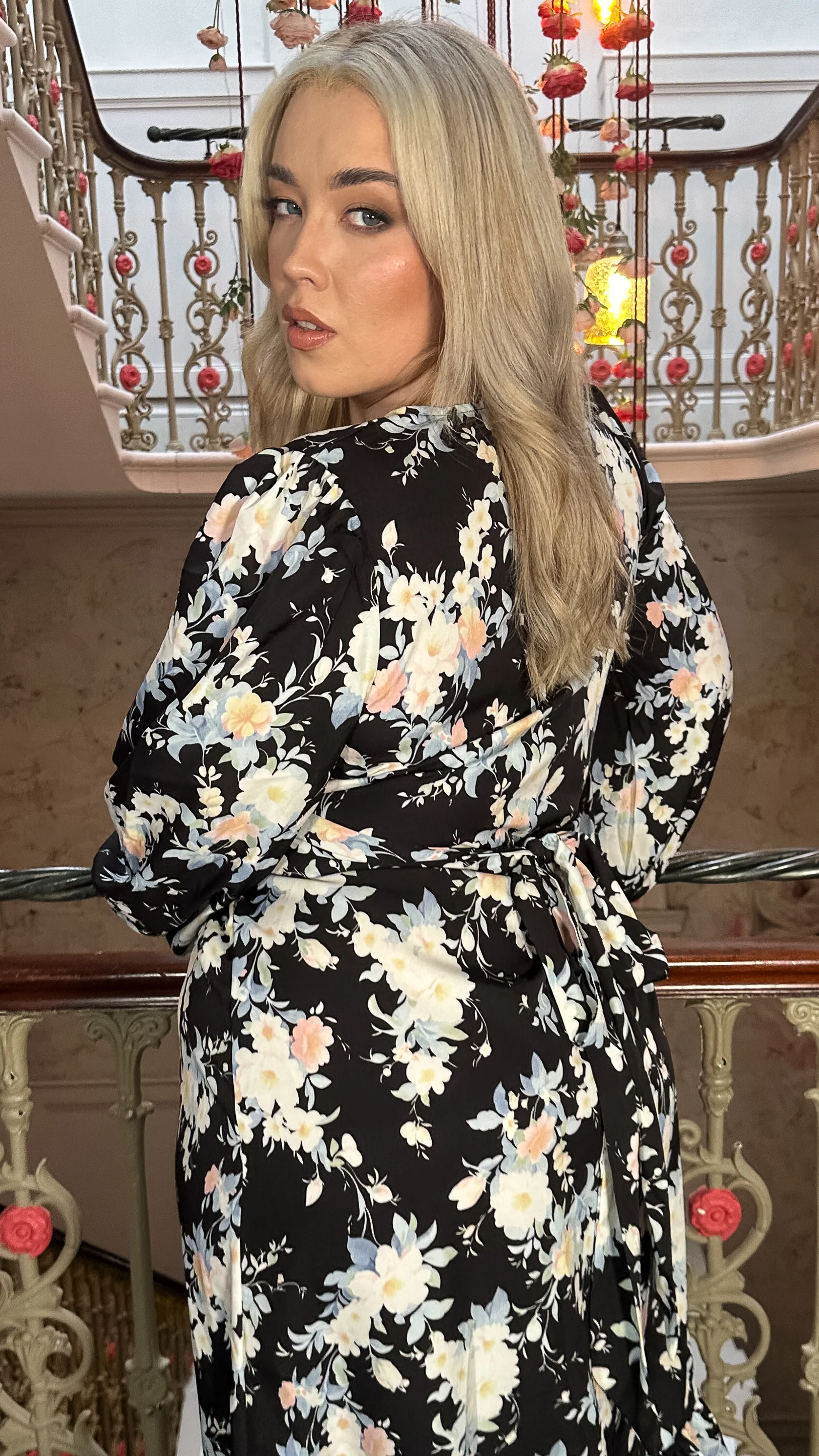 CurveWow Wrap Waist Tiered Hem Midi Dress Black Floral - Image 5