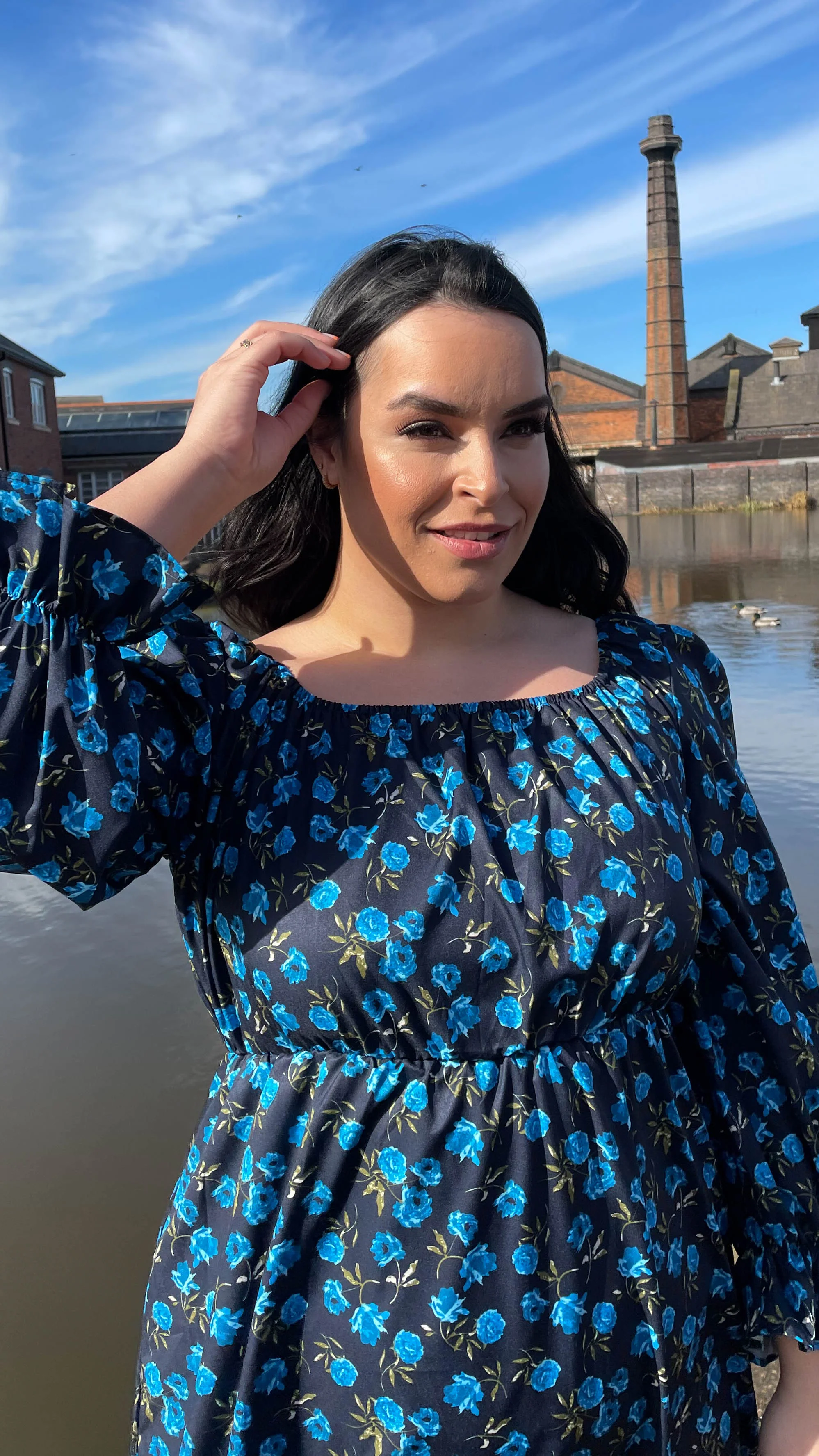 CurveWow Square Neck Dress Blue Floral - Image 3
