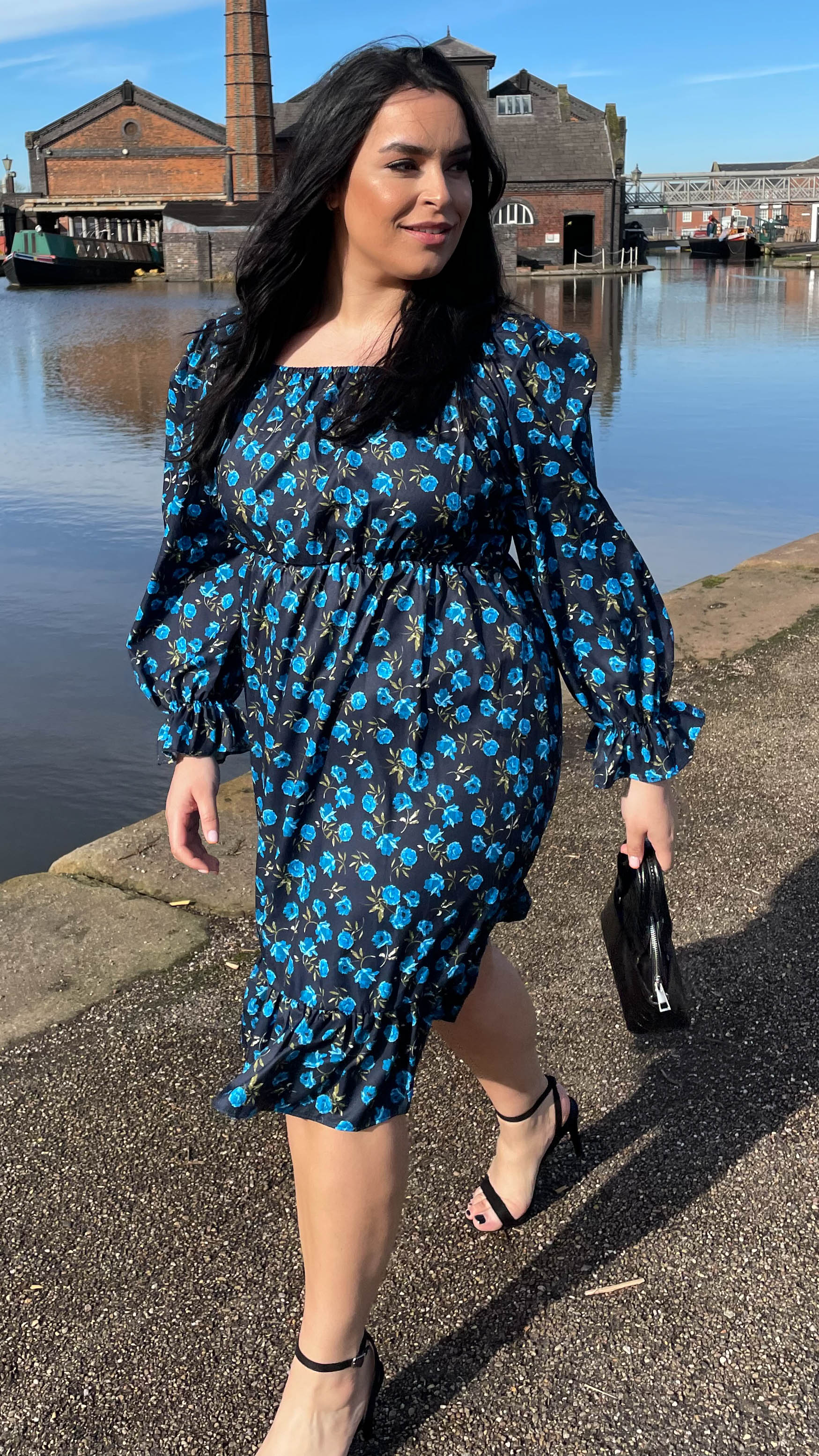 CurveWow Square Neck Dress Blue Floral - Image 5