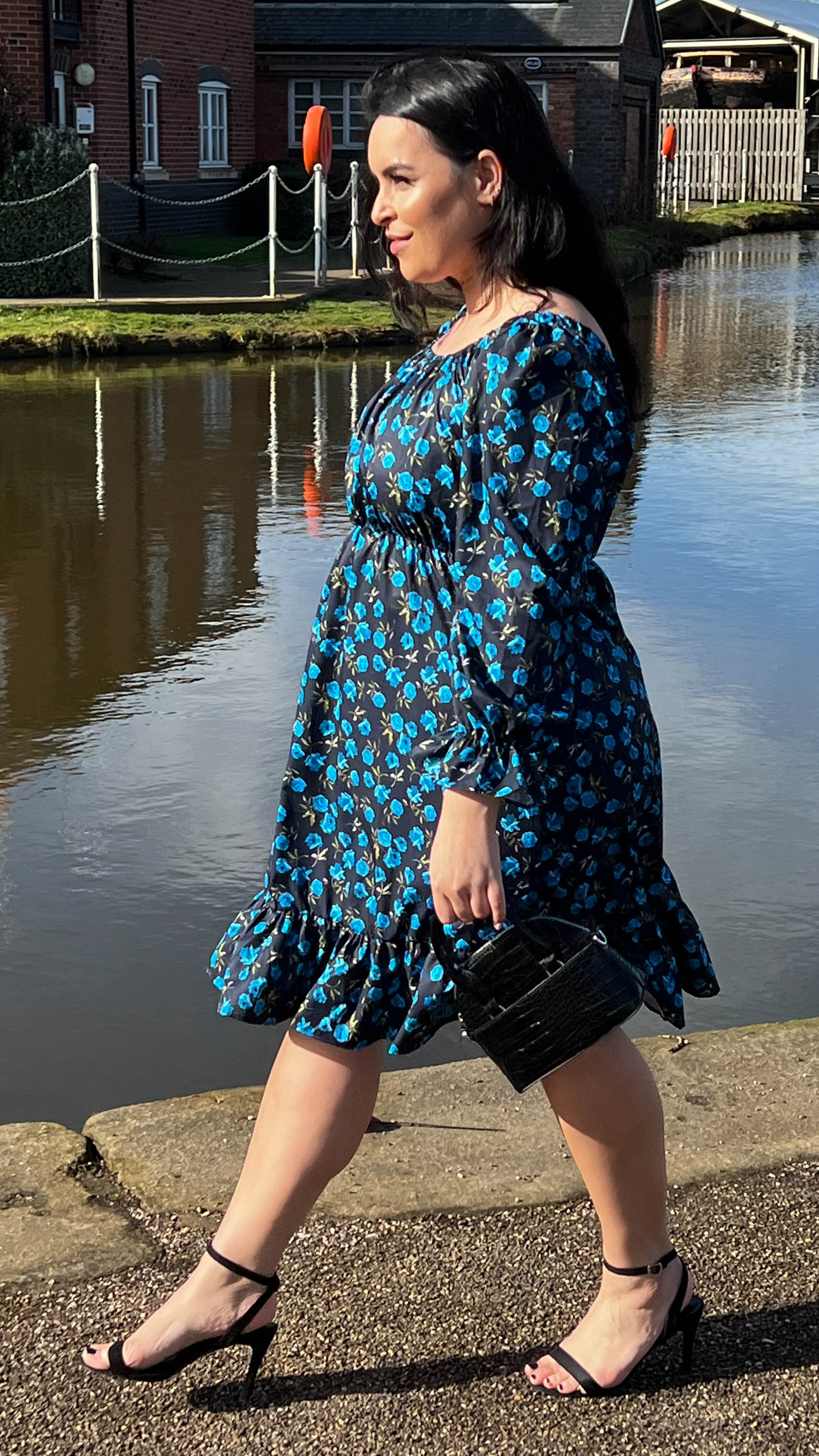 CurveWow Square Neck Dress Blue Floral - Image 8