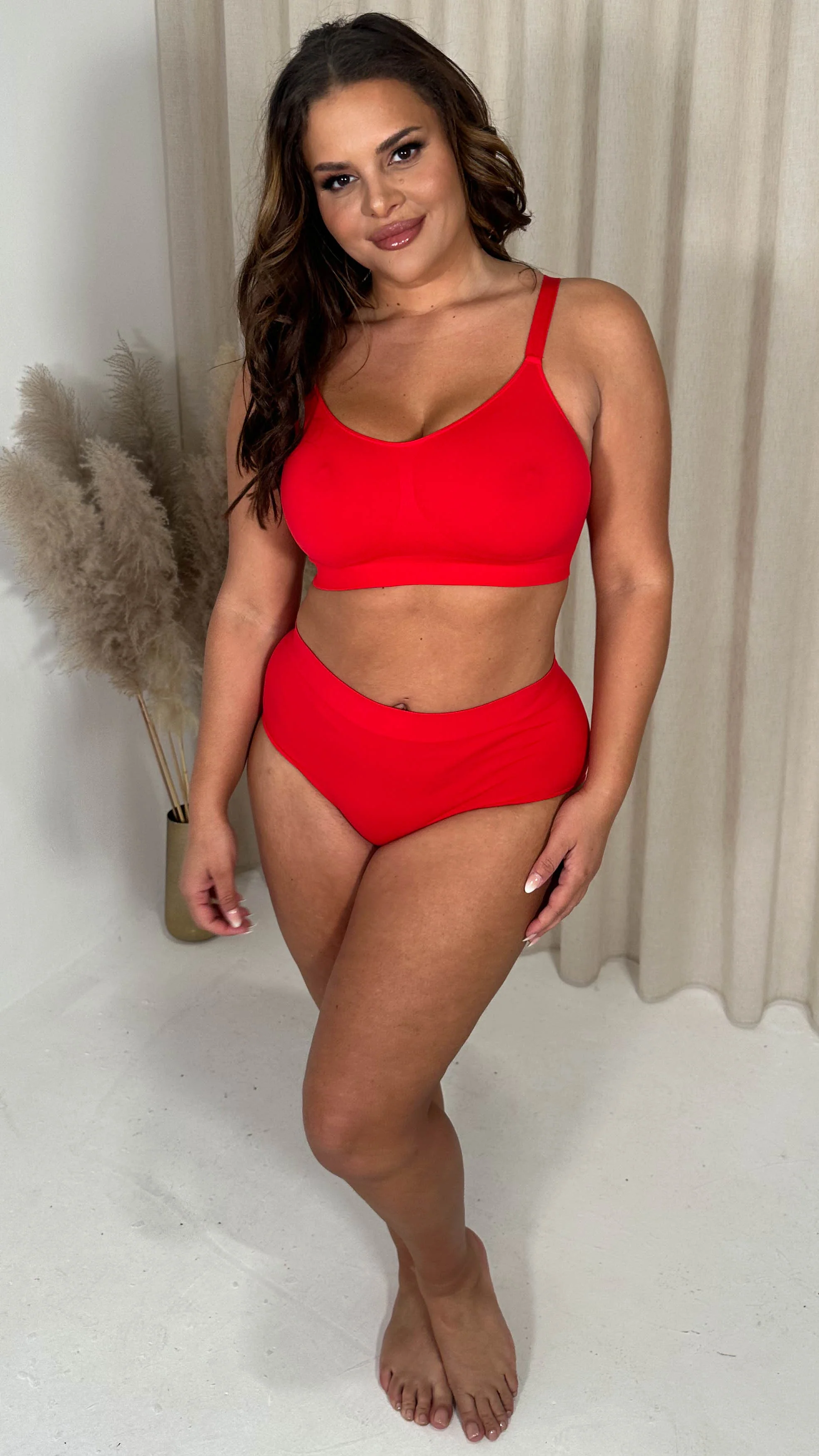 Curvy Seam Free Adjustable Comfort Bra Red - Image 7