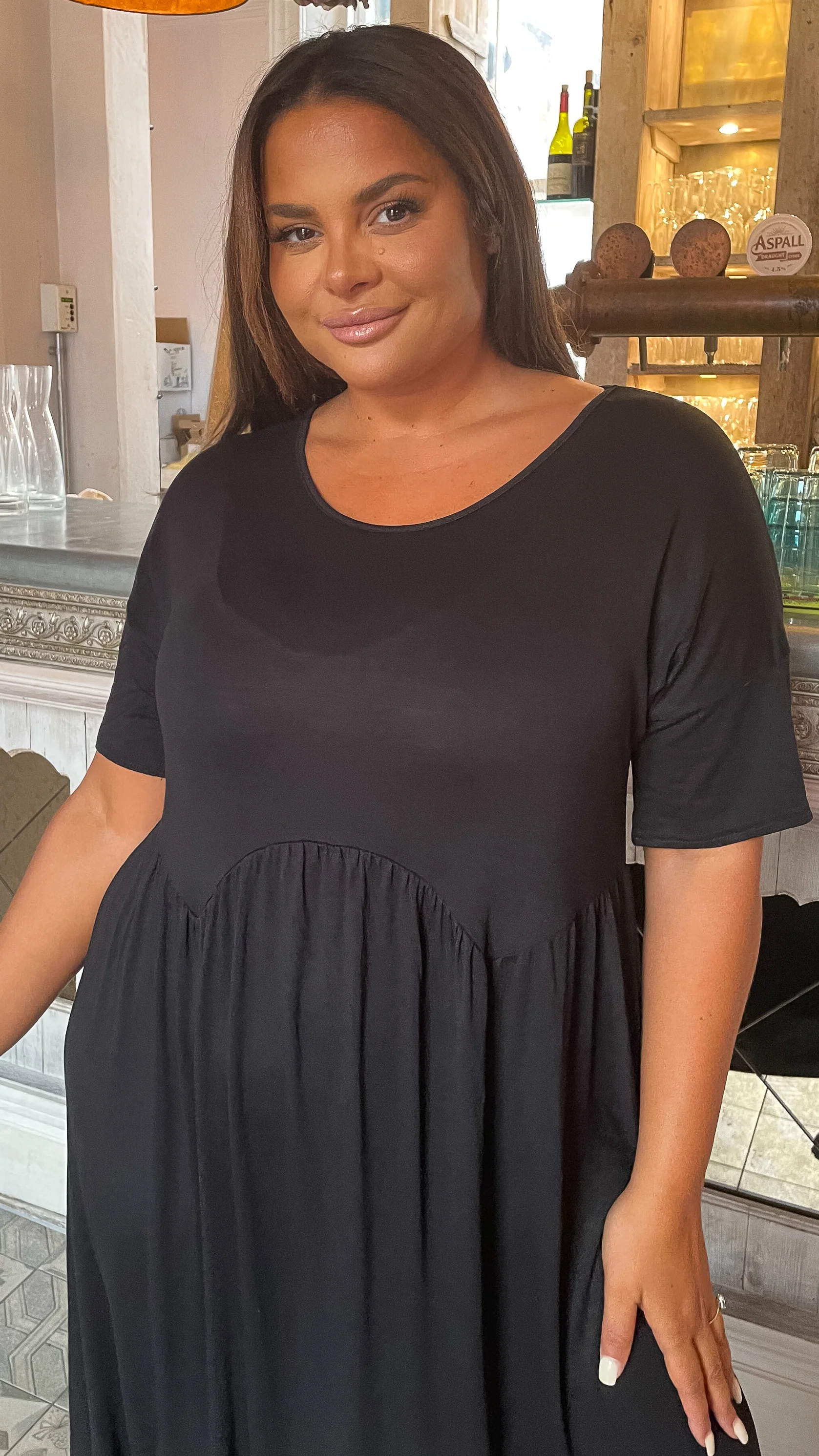 CurveWow Drop Shoulder Shaped Waist Midi Dress Black - Image 2