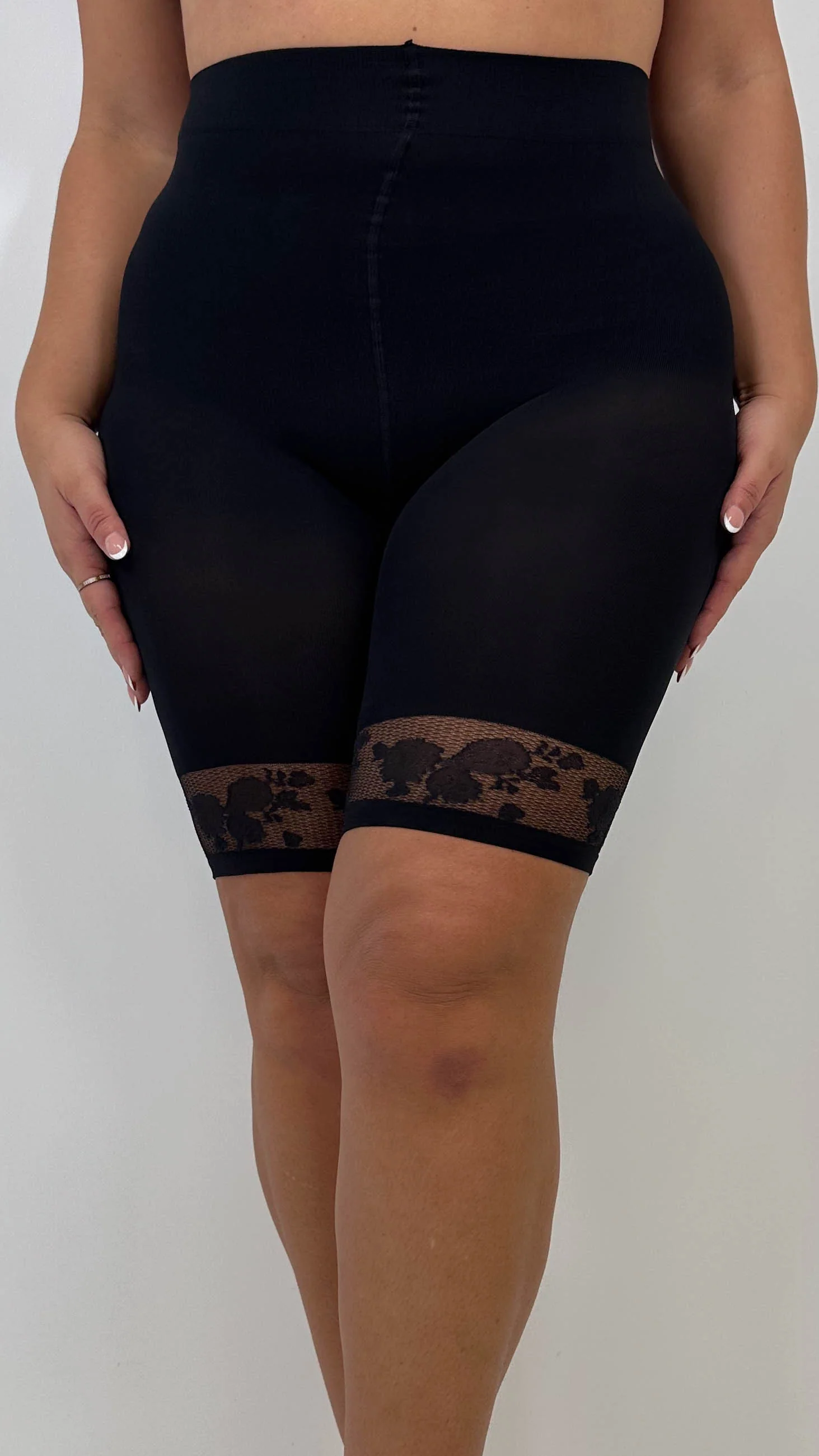 Lace Trim Comfort Short Black - Image 2