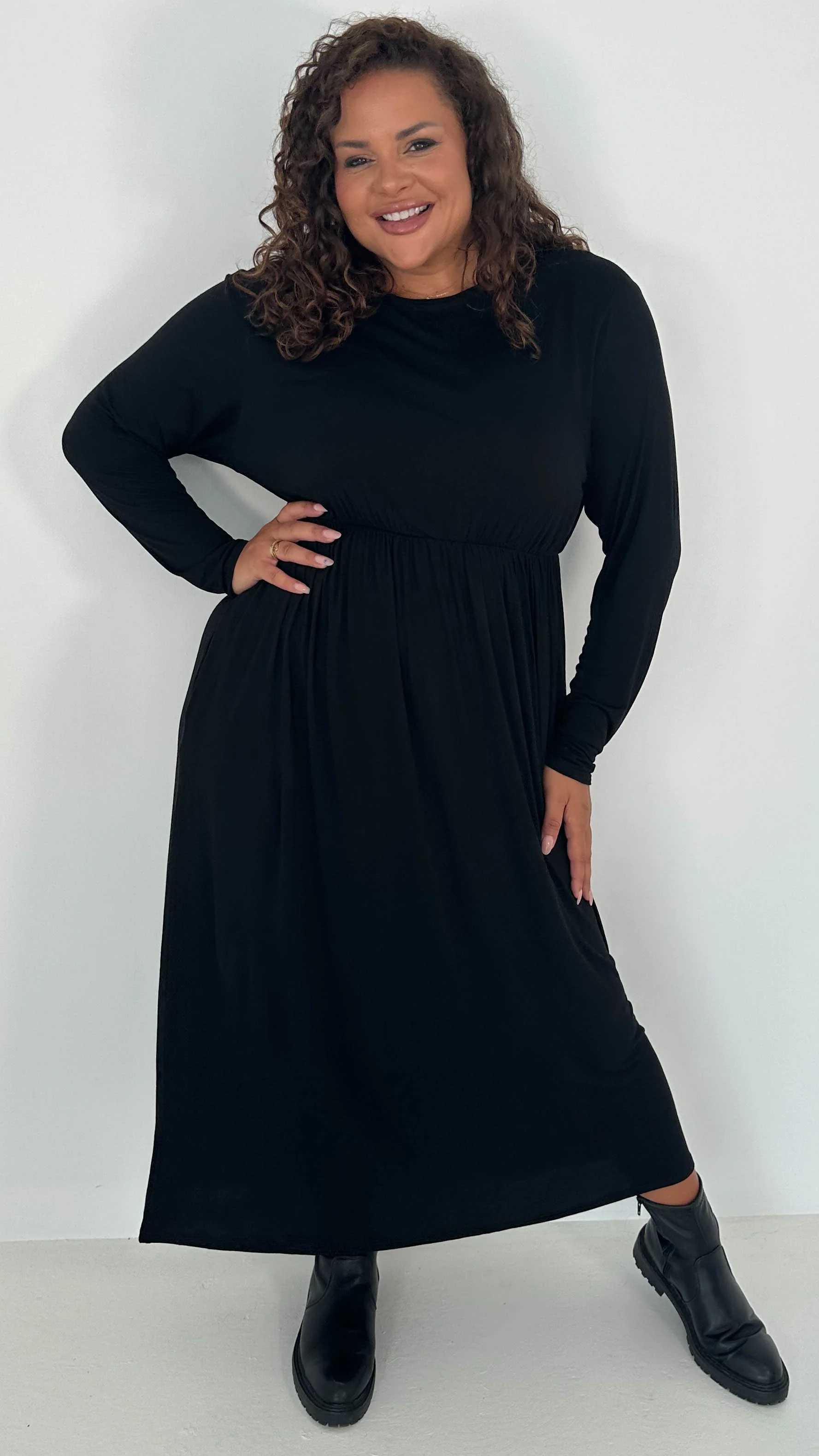 CurveWow Long Sleeve Jersey Pocket Midi Dress Black - Image 4